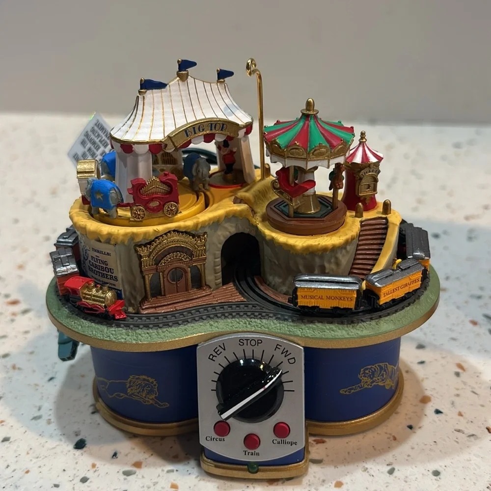 Hallmark Keepsake‎ Circus Mountain Railroad Holiday Ornament 2002